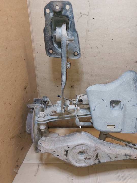 фото №13, Балка подрамник зад vw golf vi hb