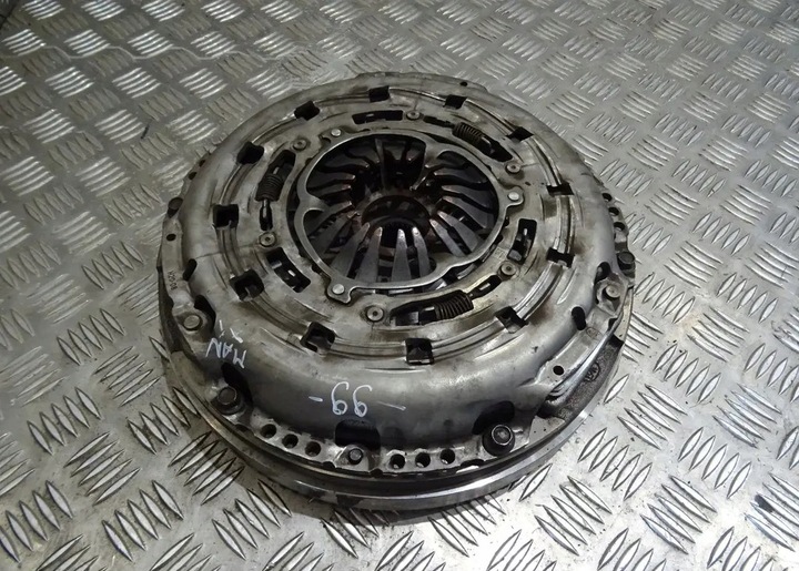 фото №1, Mazda cx-5 ii 2.2 дизель механічна коробка передач awd зчеплення колесо двомасовий