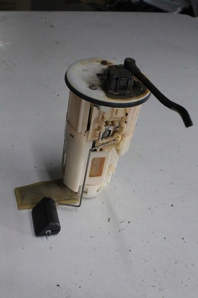 фото №1, Toyota prius 02 1.5 насос пального