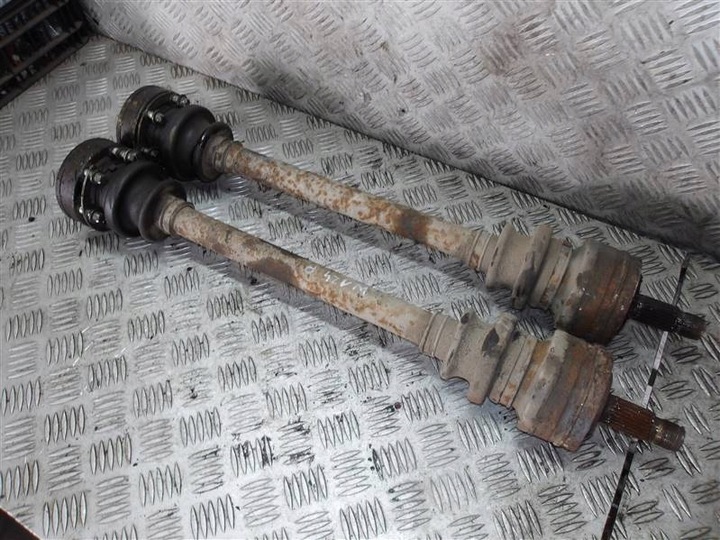 фото №1, Полуось правая mercedes w124 2.5d