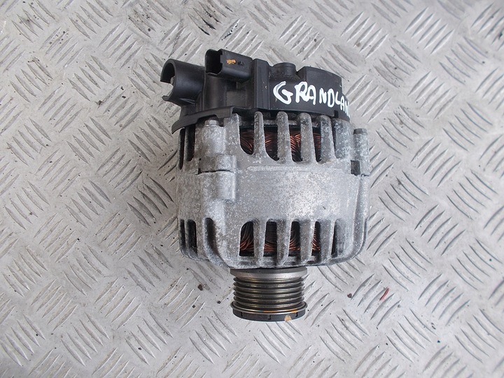 фото №1, Opel grandland x corsa f генератор 1.2 thp 9826573480