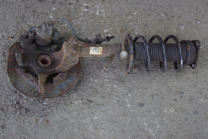 фото №10, Поворотный кулак амортизатор правые перед volvo c30