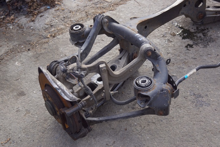 фото №6, Балка подвешивание зад audi a4 b9 8w0505235ae