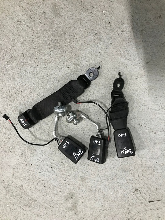 фото №1, Bmw 5 f10 застібка ременя зад