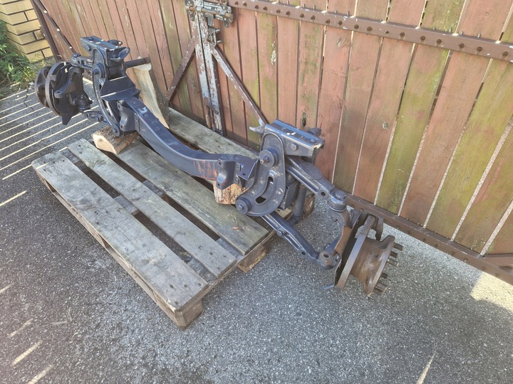 фото №5, Iveco daily 06-14 c50 балка підвішування підрамник перед kpl.