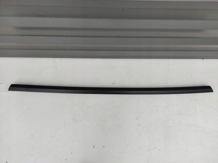 фото №1, Планка накладка хром двері скла лівий зад tesla модель y 1495722-00-c