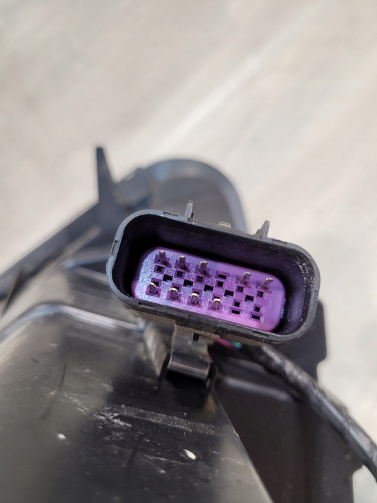 фото №12, Maxus v30 e доставлять 3 iii 2019- лампа фара левый перед оригинальный номер eu sv71hl010l