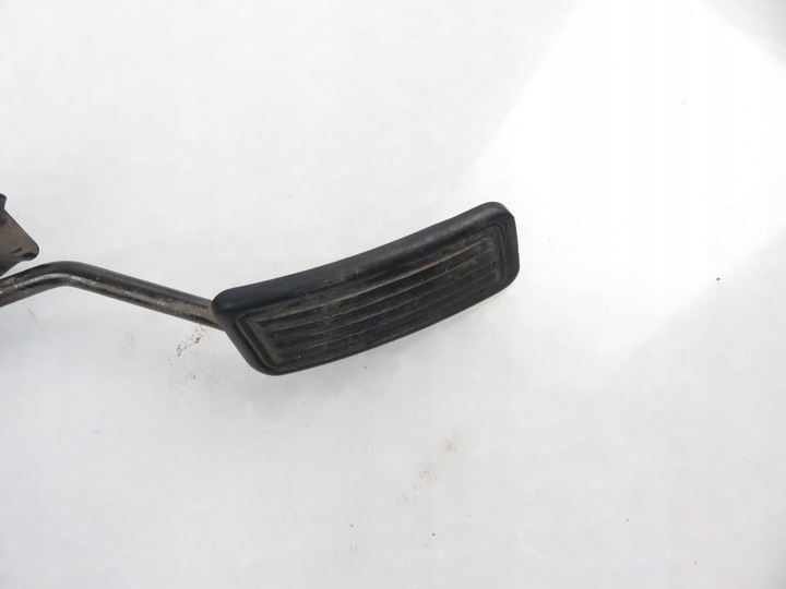 фото №5, Потенціометр газу toyota avensis ii t25 2.0 d-4d 8928152021 1983003041