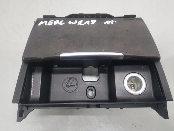 фото №6, Пепельница бардачок гнездо mercedes cls w218 a2186800850