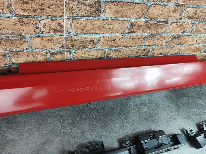 фото №8, Bmw 1 f21 f22 f23 планка накладка порогова права a75 melbournerot + ковзани