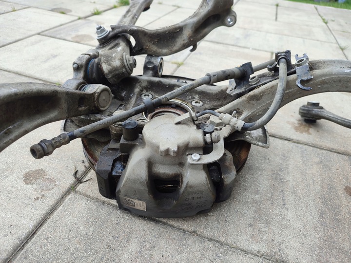 фото №8, Поворотна опора ступиця підвішування перед передні праві audi a4 b9 8w