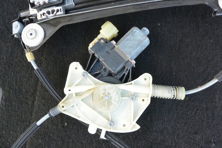 фото №6, Підйомник вікна праві зад ghibli quattroporte