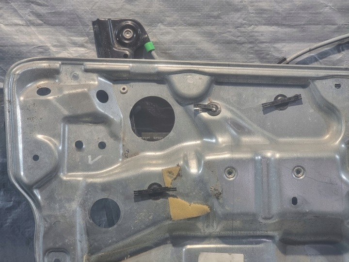 фото №11, Підйомник вікна ліві перед oem номер 6q4837755 vw polo iv 4