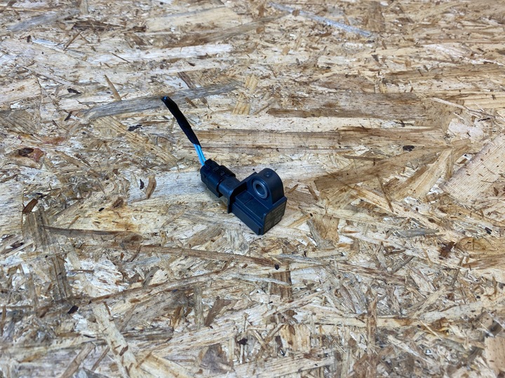 фото №1, Датчик удара штекер chrysler pacifica 68245081aa