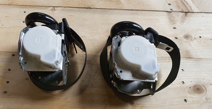 фото №1, Lr evoque ii l551 19^ pas безпеки зад оригінал