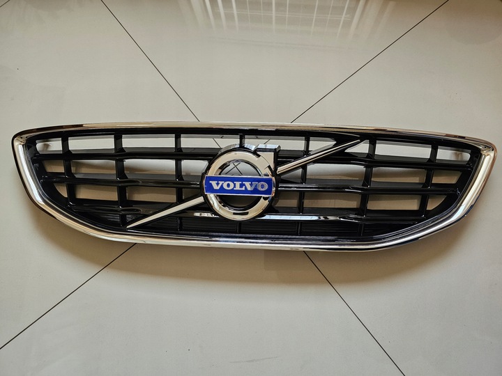 фото №4, Volvo v40 12- решітка радіатора решітка радіатор 31283762