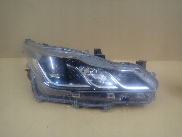 фото №1, Лампа правая фара правые toyota corolla e21 sedan 2019-