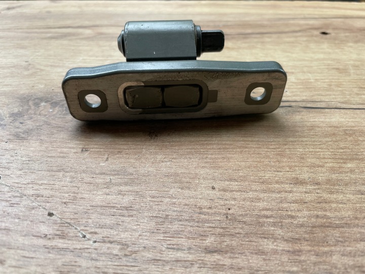 фото №4, Mercedes c-klasa w205 петля дверь правые перед