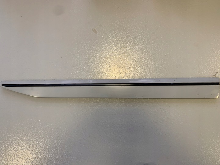 фото №1, Skoda superb 3 планка дверь правый перед 3v0853294a