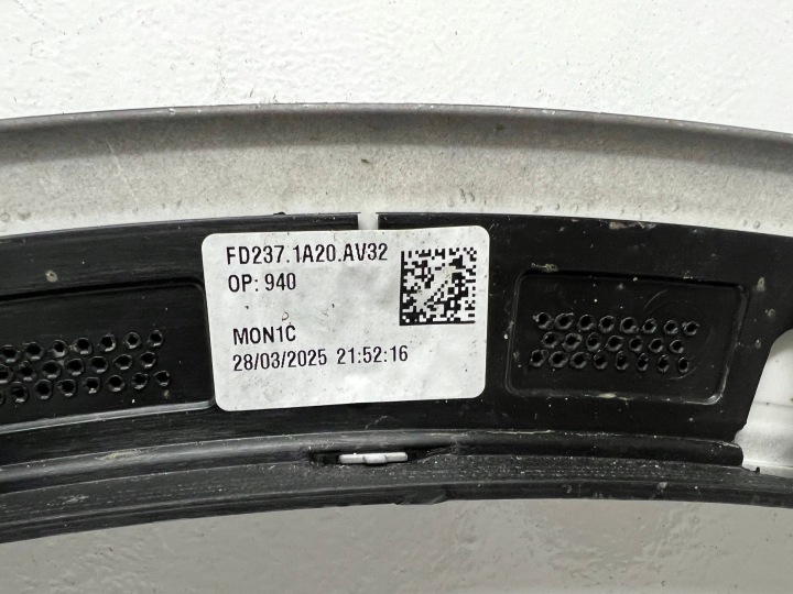 фото №8, Ford kuga mk3 iii 3 молдинг крила праве зад lv4b-s286d02-b