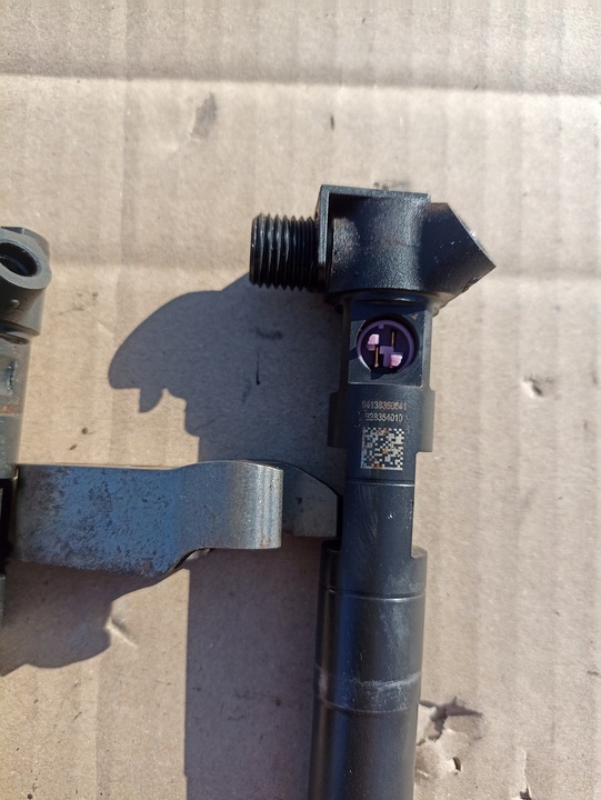 фото №6, Форсунка форсунки 2,2 cdi mercedes w205