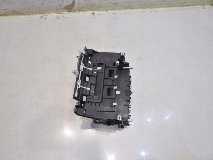 фото №6, Рамка каркас радіо консолі audi a3 8p 8p0858005b