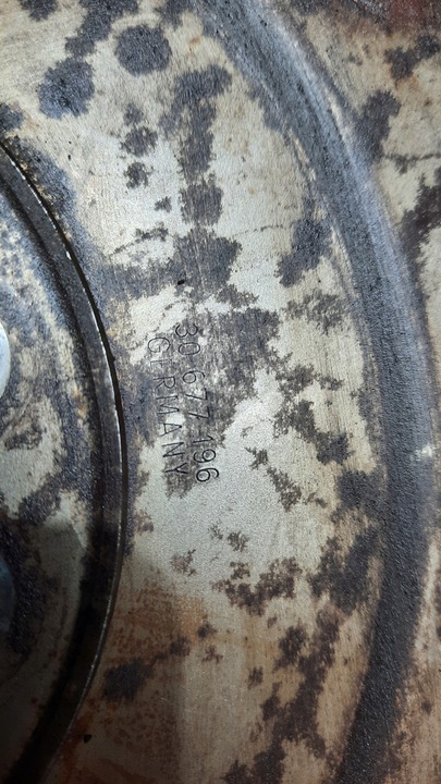 фото №4, Колесо маховики 30677196 volvo s60 v70 xc90 2.4