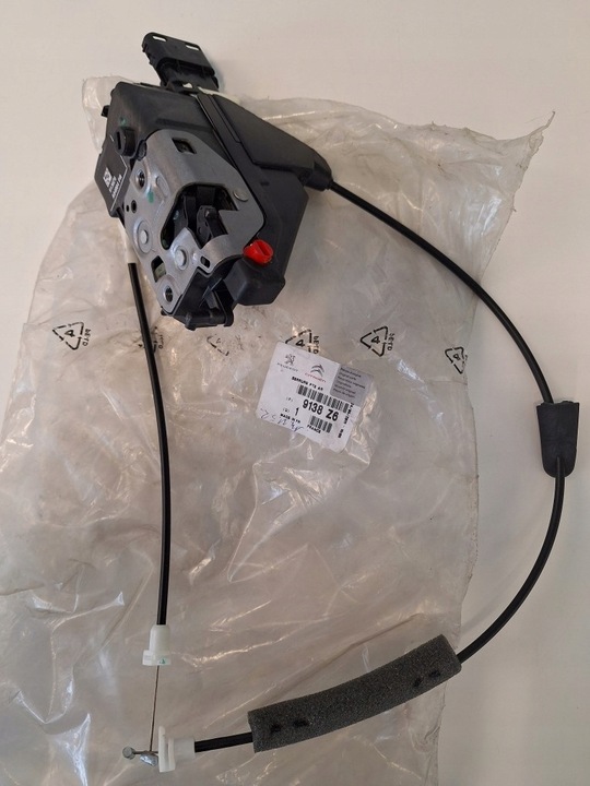 фото №1, Замок дверь зад правые peugeot 308 t7 оригинальный номер 9138e6