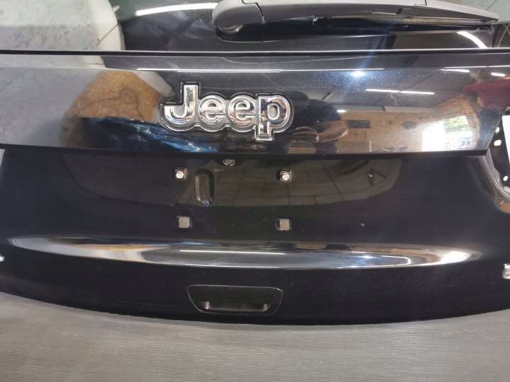 фото №7, Jeep grand cherokee wk2 рестайлінг pxj 2018 скло накладка камера кришка багажника