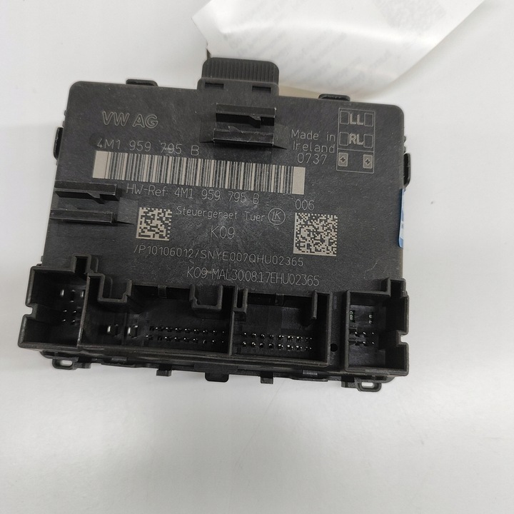 фото №7, Porsche panamera 971 2018 правая сторона блок управления / модуль дверь