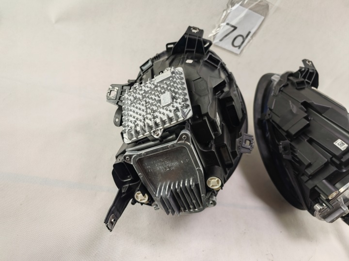фото №14, Mini cooper f55 f56 рестайлинг lci полный led левое правое фара передняя