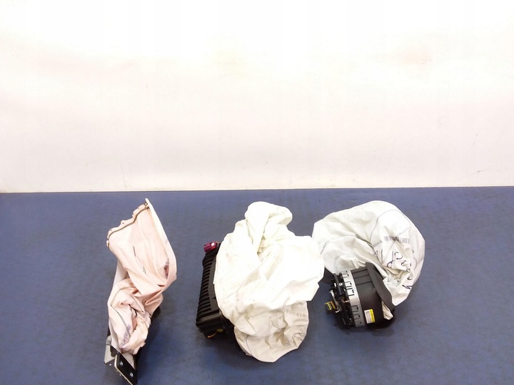 фото №9, Volvo xc60 ii панель раздаточная подушки ремни