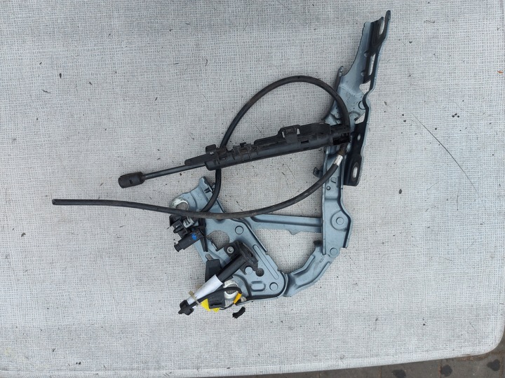 фото №1, Bmw 5 g30 петля патрон / заряд капота праві 7347408