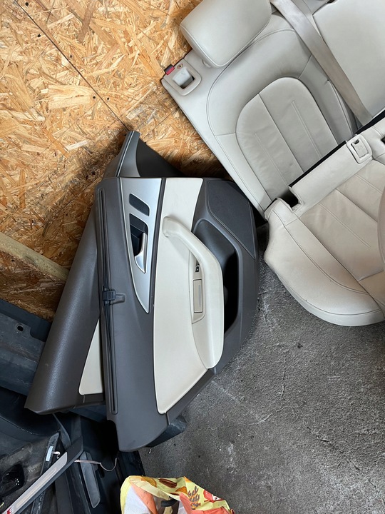 фото №6, Сидіння диван обшивки kpl audi a6 c7 рестайлінг sedan шкіра beż