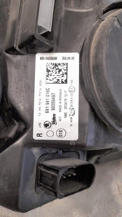 фото №7, Лампа передняя правая skoda fabia iii 6v 6v1