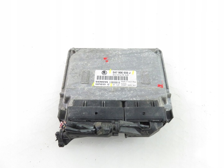 фото №1, Блок управления skoda fabia i 1.4 047906033j 5wp4018112