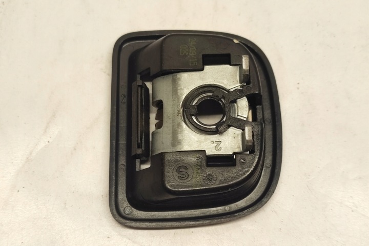 фото №7, Другие запчасти багажника vw golf vii 5g1, bq1, be1, be2 8v0863503b 2.0l