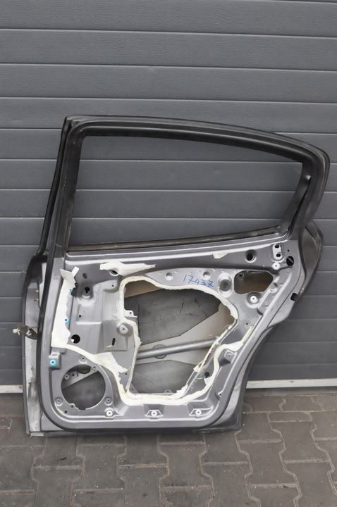 фото №10, Maserati quattroporte v дверь правые зад задние m139a