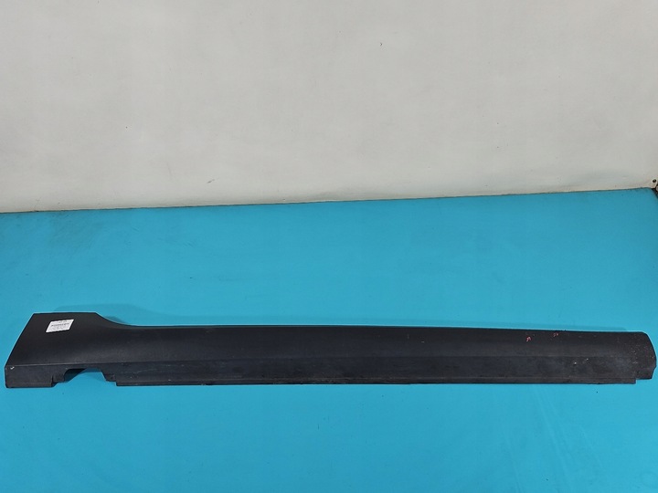 фото №1, Планка порогова права поріг накладка peugeot 2008 i 82018z03