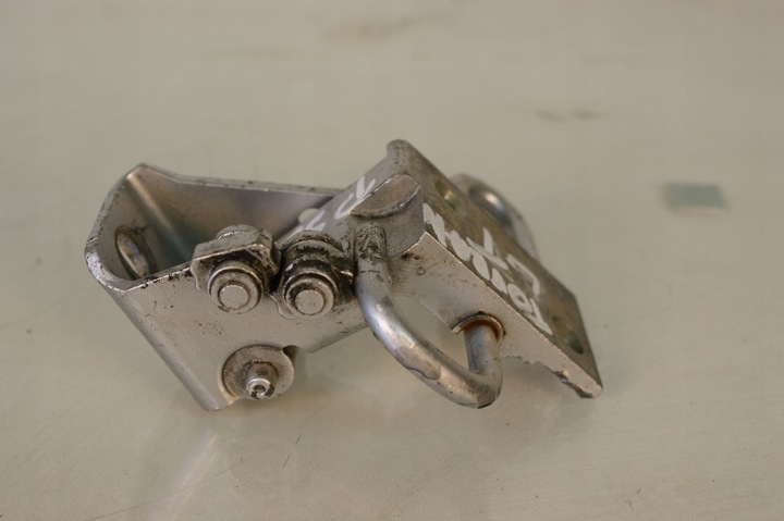 фото №3, Петля двері лівий зад vw touran 1t0833411a