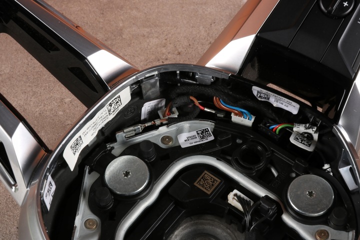 фото №11, Bmw f70 f74 u06 x1 u11 x2 u10 руль м-пакет с подогревом лепестки ассистент