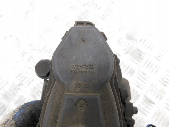 фото №8, Супорт електричний праві зад - mercedes e-klasa w213