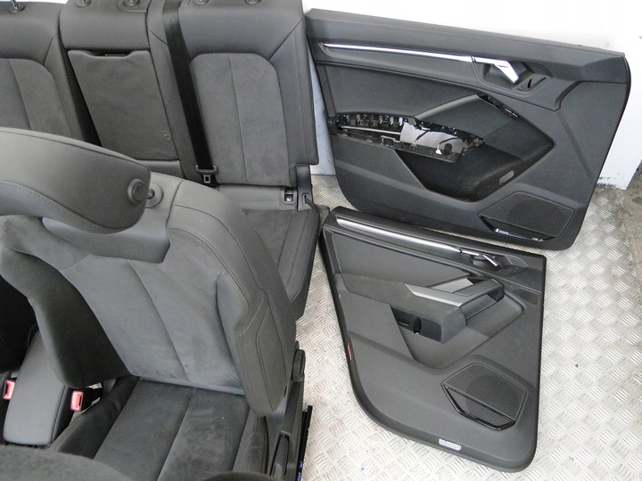 фото №12, Сидіння шкіра обшивки audi rsq3 2023 83b sportback підігрів алькантара