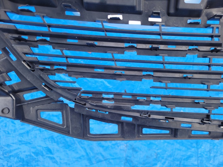 фото №13, Запчастини insignia a решітка радіатора решітка хром бампера перед 13238420