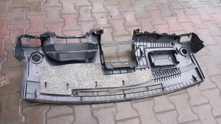 фото №9, Панель роздавальна toyota avensis t25 2.0d 05r універсал