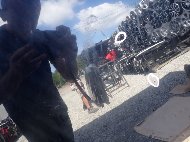 фото №10, Audi a1 10- капот