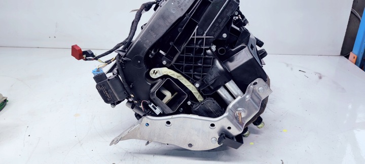 фото №13, Обігрівач комплектна audi a3 8p рестайлінг 8p1820003q