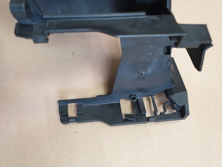 фото №12, Защита корпус замка дверь правая перед volvo xc40 30747094 oem номер европа