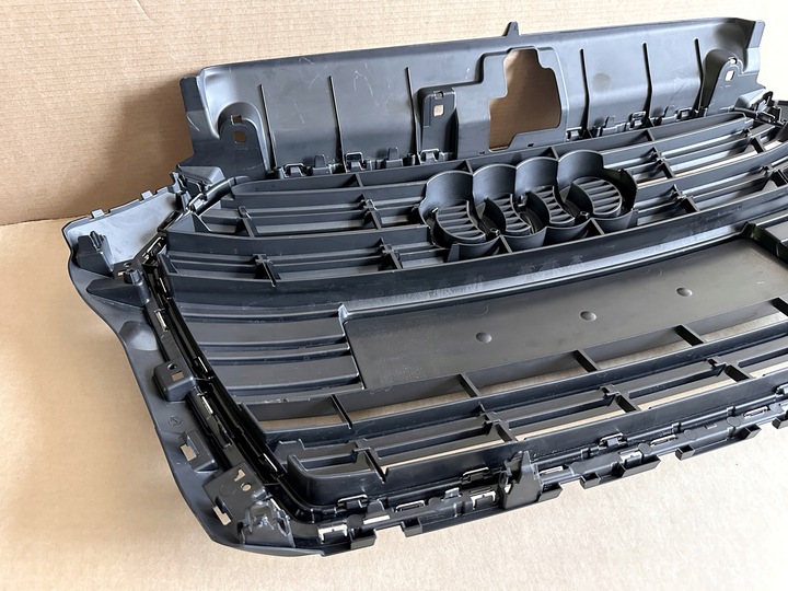 фото №9, Решітка радіатора решітка audi a3 8v 8v3 рестайлінг s-line 16-20r aso