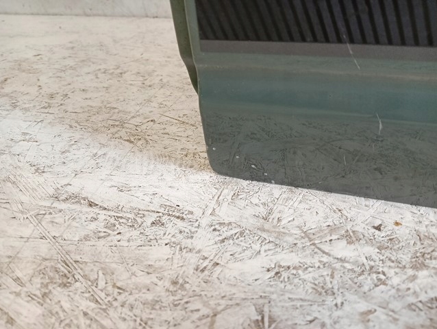 фото №3, Дверь левая задние левый зад dacia spring 2021-